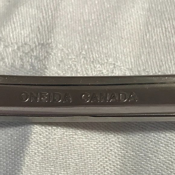 Onieda Stainless - Midtowne - Picture 3 of 3